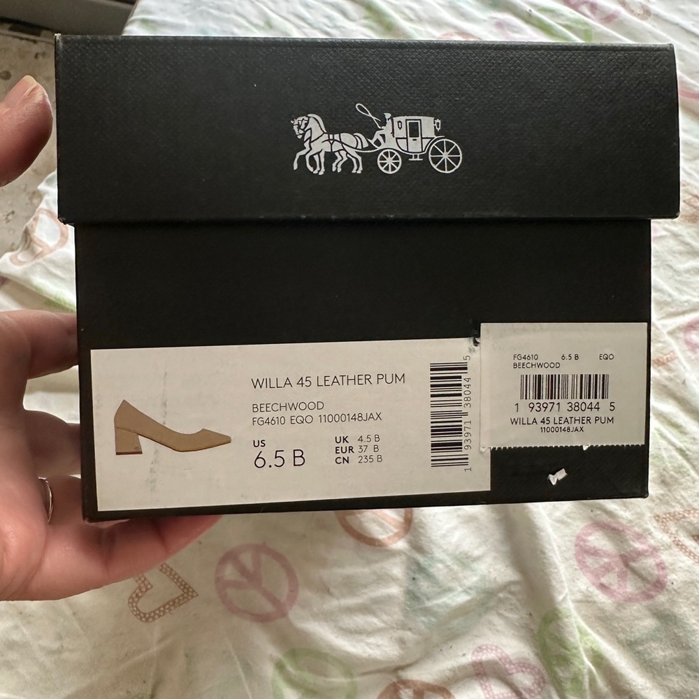 Coach nude pumps, never worn.